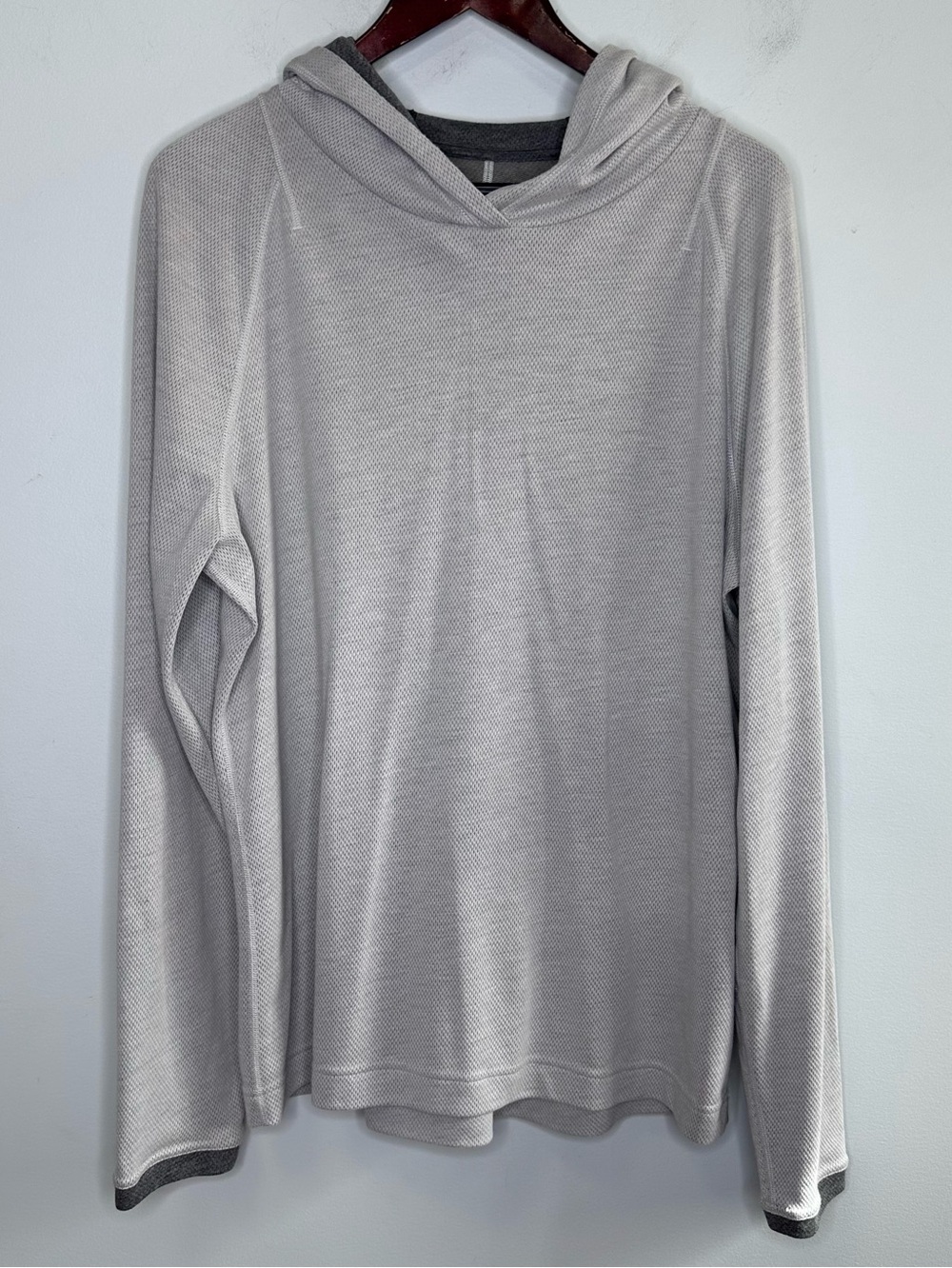 Lululemon Men’s Pullover Lightweight Two Tone Pique Hoodie In Light Gray